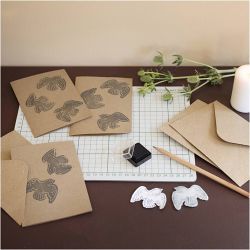 Mini Craft Kit Foam Printing, Card with doves, beige, 1 pack
