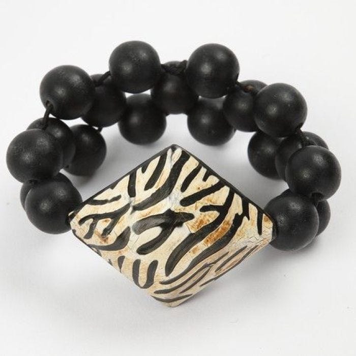 A Bracelet with  Buffalo Horn