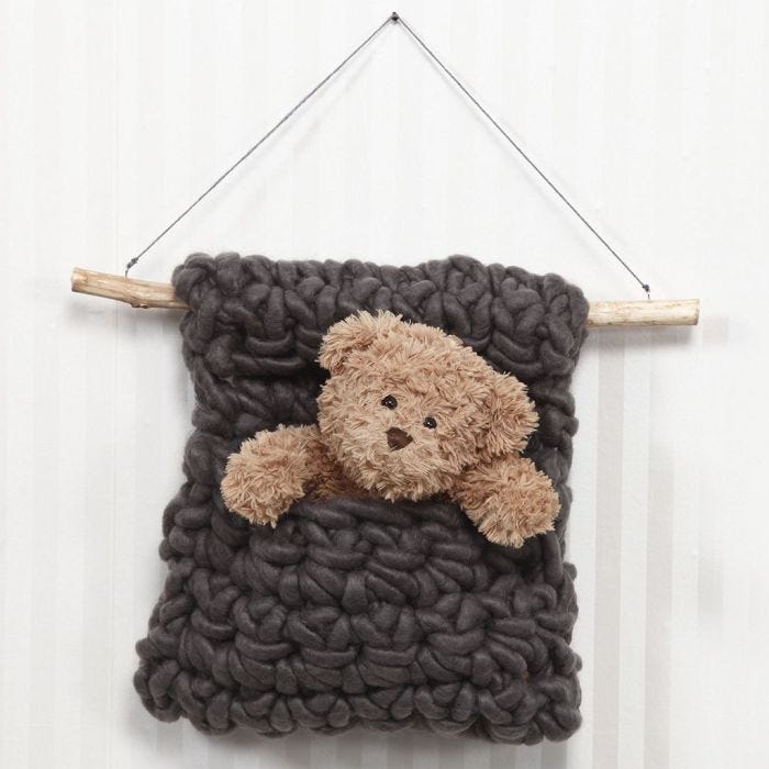 A crocheted Wall Hanging in XL Manga Yarn