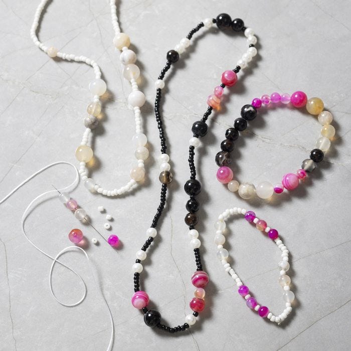 Bracelet and necklace with agate beads
