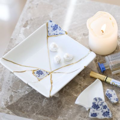 Dish repaired with kintsugi technique