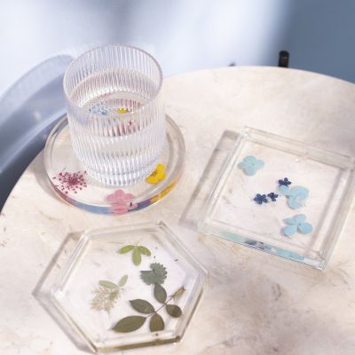 Coaster in clear bio-resin