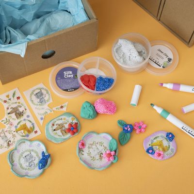 Stone Clay decorated with cute animal designs