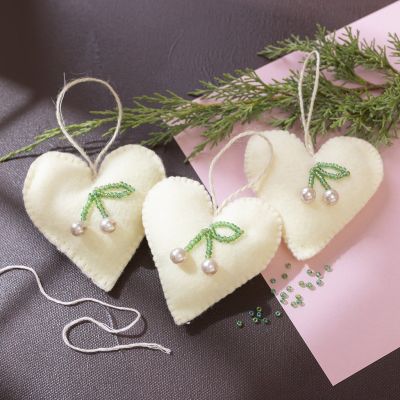 Felt Christmas hearts with beaded cherries