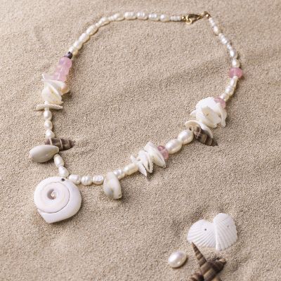 Shell necklace