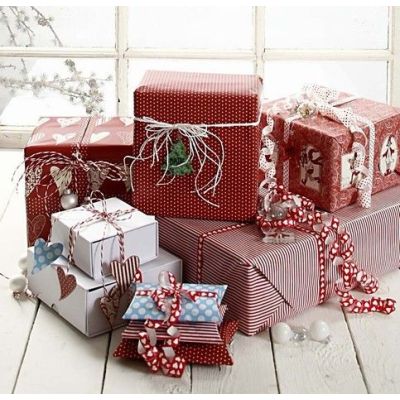 Gift Wrapping with Vivi Gade Design