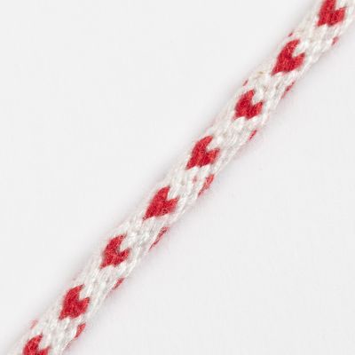 How to braid a heart pattern on a Kumihimo braiding disc