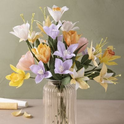 Crêpe paper bouquet
