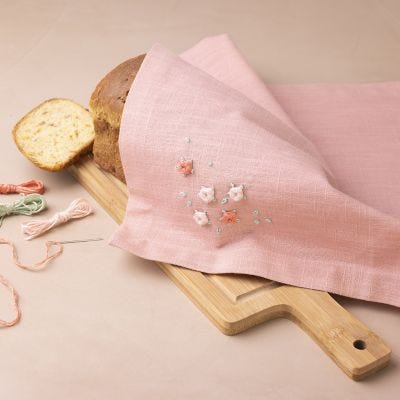 Embroidered serviette