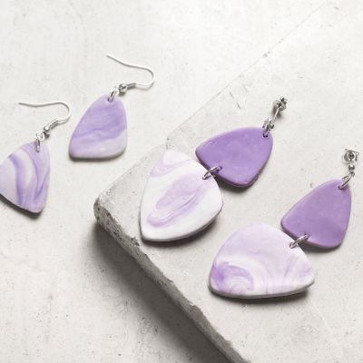 Marbled earrings with jewellery clay