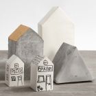 Houses cast in folding Moulds