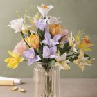 Crêpe paper bouquet