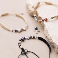 Knotted bracelets with freshwater pearls, rocaille seed beads and glass beads
