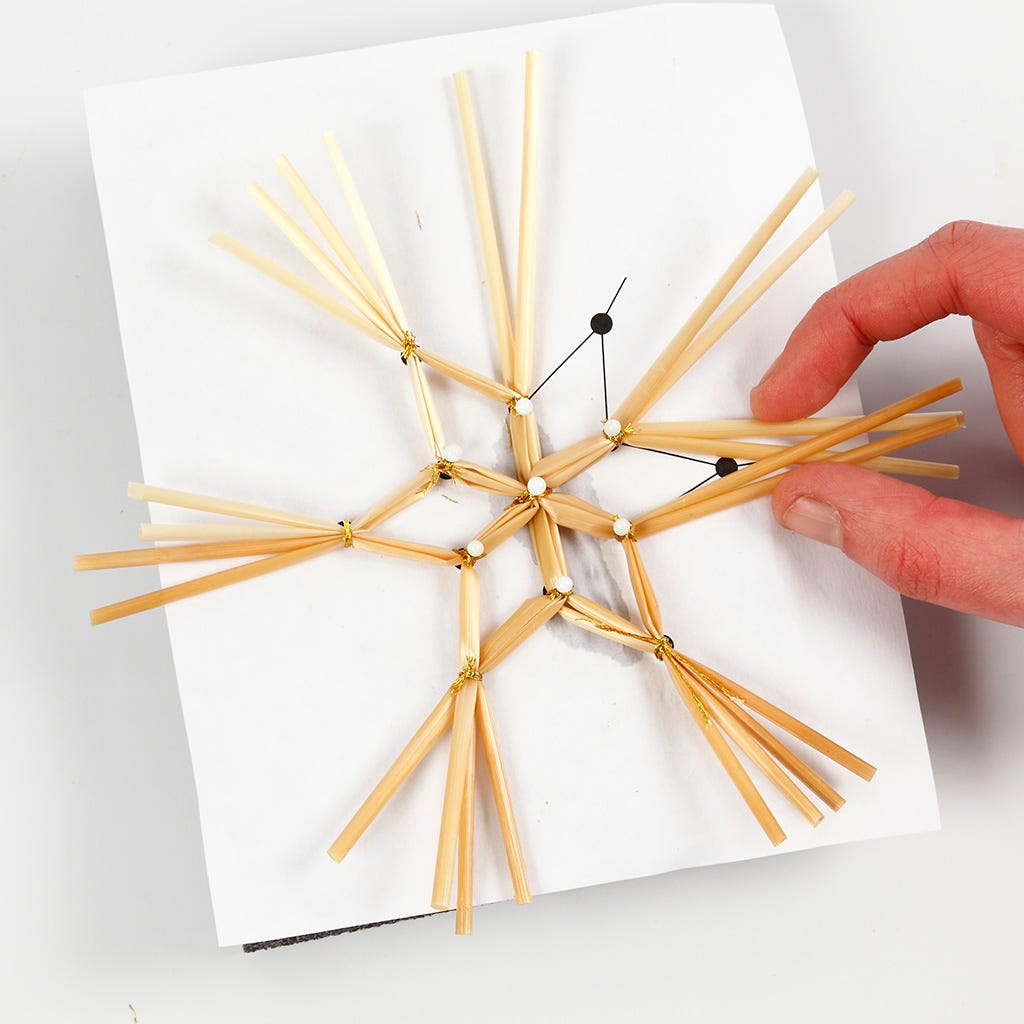 christmas crafts: snowflakes with plastic straws