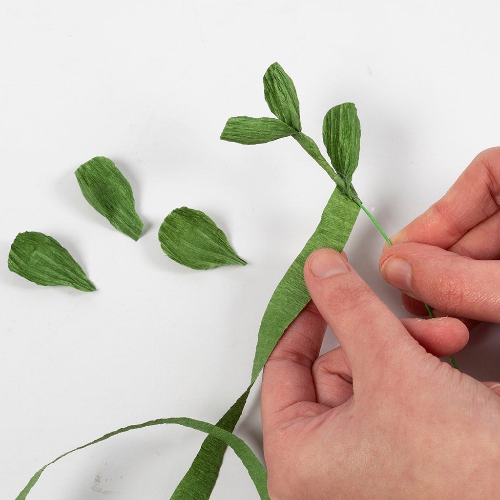 How to Make Crepe Paper Leaves in 7 Easy Steps